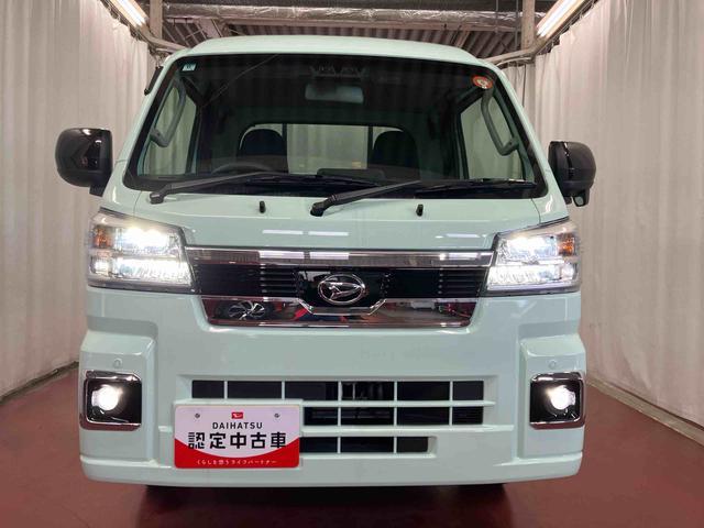 ハイゼットトラックジャンボエクストラ元展示車　届出済未使用車　２ＷＤ　ＣＶＴ　エアバッグ　衝突被害軽減システム　オートマチックハイビーム　オートライト　電動格納ミラー　アイドリングストップ　ＡＢＳ　ＬＥＤへッドライプ　１オーナー（長崎県）の中古車