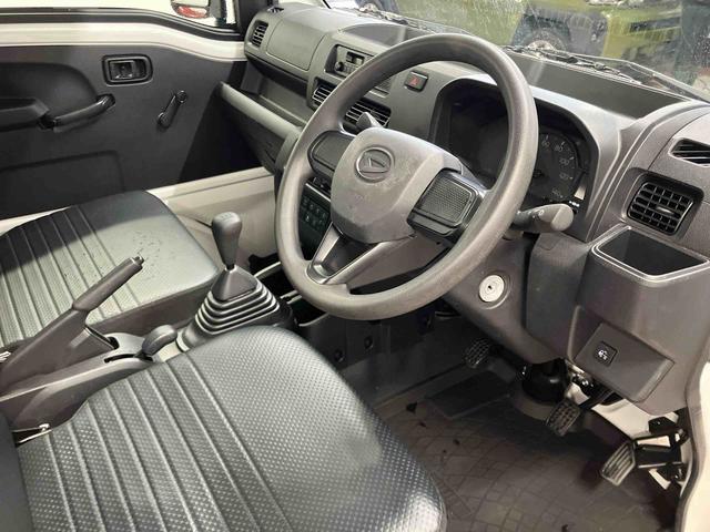 ハイゼットトラックスタンダード　農用スペシャル４ＷＤ　マニュアル車　運転席エアバッグ　助手席エアバッグ　オートマチックハイビーム　１オーナー車　点検記録簿　アイドリングストップ　パワーステアリング　衝突回避支援システム　レーンアシスト　ＡＢＳ（長崎県）の中古車