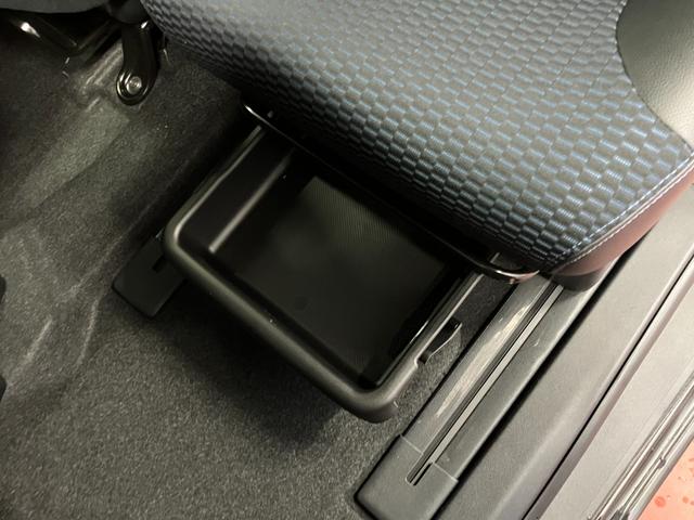 タントカスタムＲＳリミテッド届出済未使用車　ターボ　禁煙車　９インチディスプレイオーディオ　バックカメラ　ＥＴＣ　衝突被害軽減システム　車線逸脱防止　シートヒーター　両側電動スライドドア　アダプティブクルーズコントロール（長崎県）の中古車