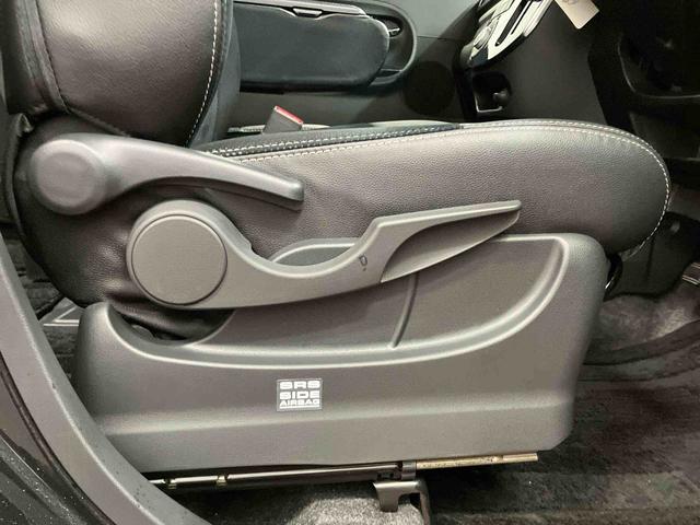 タントカスタムＲＳ　トップエディションＳＡIII下取車　ターボ　ナビ　ブルートゥース　アイドリングストップ　電動格納ミラー　オートマチックハイビーム　シートヒーター　両側電動スライドドア　ＬＥＤヘッドランプ　バックカメラ　ＴＶ　ＵＳＢ　スマートキー（長崎県）の中古車