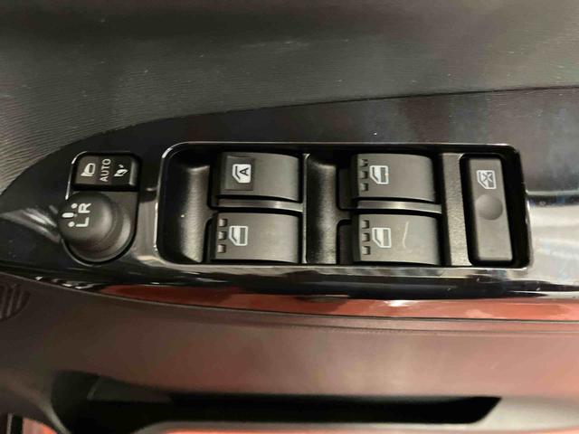 タントカスタムＲＳ　トップエディションＳＡIII下取車　ターボ　ナビ　ブルートゥース　アイドリングストップ　電動格納ミラー　オートマチックハイビーム　シートヒーター　両側電動スライドドア　ＬＥＤヘッドランプ　バックカメラ　ＴＶ　ＵＳＢ　スマートキー（長崎県）の中古車