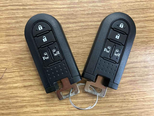 トールカスタムＧ　ターボ　ＳＡIII下取車　ターボ車　ナビ　電動格納ミラー　両側電動スライドドア　パノラマモニター　レーンキープアシスト　スマートキー　ＬＥＤヘッドランプ　ブルートゥース　横滑り防止装置　オートライト　ドラレコ　ＥＴＣ（長崎県）の中古車