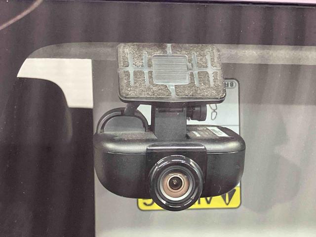 トールカスタムＧ　ターボ　ＳＡIII下取車　ターボ車　ナビ　電動格納ミラー　両側電動スライドドア　パノラマモニター　レーンキープアシスト　スマートキー　ＬＥＤヘッドランプ　ブルートゥース　横滑り防止装置　オートライト　ドラレコ　ＥＴＣ（長崎県）の中古車