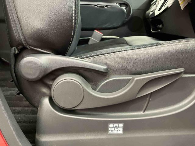 タントカスタムＸ　トップエディションＳＡIII下取車　横滑防止装置　セキュリティアラーム　車線逸脱警報装置　電動格納ミラー　ＥＴＣ　スマートキー　アイドリングストップ　オートライト　エアバッグ　プッシュスタート　衝突被害軽減システム（長崎県）の中古車