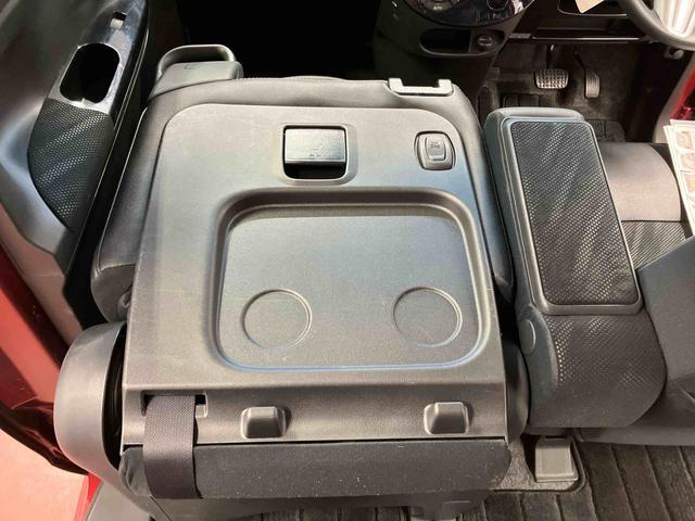 タントカスタムＸ　トップエディションＳＡIII下取車　横滑防止装置　セキュリティアラーム　車線逸脱警報装置　電動格納ミラー　ＥＴＣ　スマートキー　アイドリングストップ　オートライト　エアバッグ　プッシュスタート　衝突被害軽減システム（長崎県）の中古車