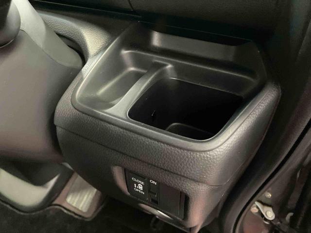 N−BOXカスタムG・Lホンダセンシング修復歴有 下取車 ナビ アダプティブクルーズコントロール ブルートゥース スマートキー 盗難防止 オートハイビーム 電動格納ミラー バックカメラ DVD ETC LEDヘッドランプ シートヒーター(長崎県)の中古車