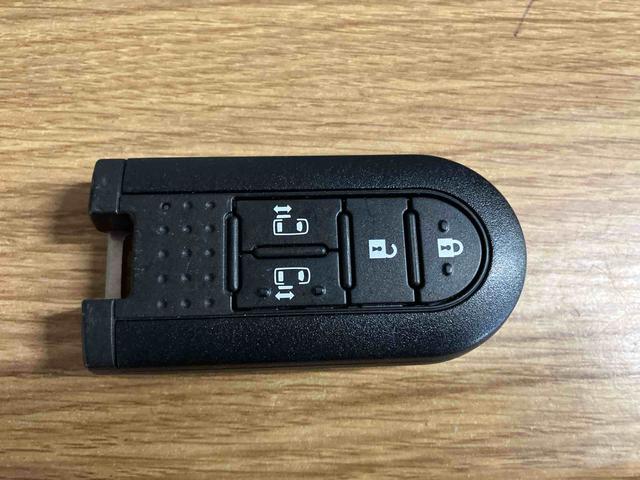 タントカスタムＸ　トップエディションＶＳ　ＳＡIII修復歴有　下取車　踏み間違い防止　シートヒーター　ナビ　ＴＶ　電動格納ミラー　ブルートゥース　レーンアシスト　スマートキー　ＬＥＤヘッドランプ　記録簿　ＡＢＳ　オートライト　ＤＶＤ　ドライブレコーダー（長崎県）の中古車