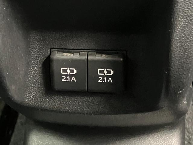 ロッキープレミアムG HEV下取車 ターボ ナビ パノラマモニター ETC アダプティブクルーズコントロール ブラインドスポットモニター シートヒーター 衝突被害軽減システム Bluetooth フルセグTV USB入力端子(長崎県)の中古車