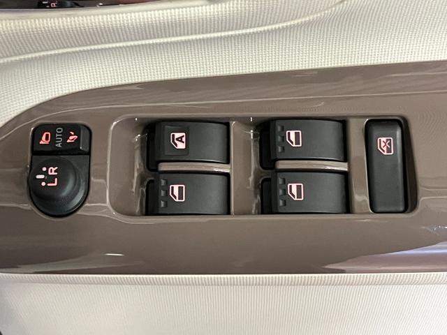 ムーヴキャンバスＧメイクアップ　ＳＡII下取車　ナビ　ブルートゥース　ＥＴＣ　ドライブレコーダー　パノラマモニター　衝突被害軽減システム　スマートキー　両側電動スライドドア　電動格納ミラー　運転席エアバッグ　助手席エアバッグ　衝突安全ボディ（長崎県）の中古車