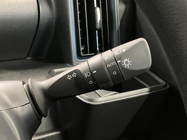 タントカスタムX届出済未使用車 元展示車 衝突被害軽減システム 禁煙 両側電動スライドドア シートヒーター スマートキー LEDヘッドランプ オートライト オートマチックハイビーム 運転席エアバッグ 助手席エアバッグ(長崎県)の中古車