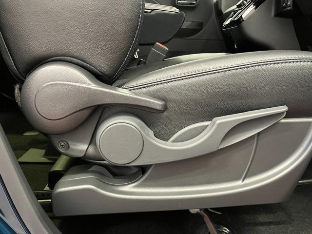 タントカスタムX届出済未使用車 元展示車 衝突被害軽減システム 禁煙 両側電動スライドドア シートヒーター スマートキー LEDヘッドランプ オートライト オートマチックハイビーム 運転席エアバッグ 助手席エアバッグ(長崎県)の中古車