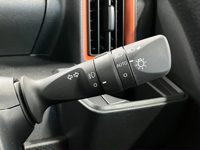 タントファンクロス元展示車 届出済未使用車 禁煙 衝突被害軽減システム レーンキープアシスト 両側電動スライドドア シートヒーター LEDヘッドランプ オートライト オートマチックハイビーム スマートキー ベンチシート(長崎県)の中古車