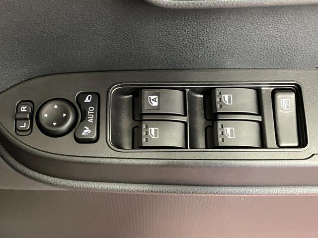 タントファンクロス元展示車 届出済未使用車 禁煙 衝突被害軽減システム レーンキープアシスト 両側電動スライドドア シートヒーター LEDヘッドランプ オートライト オートマチックハイビーム スマートキー ベンチシート(長崎県)の中古車