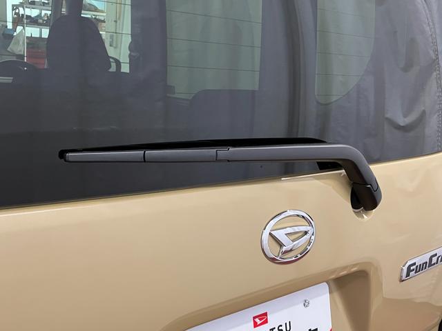 タントファンクロス元展示車 届出済未使用車 禁煙 衝突被害軽減システム レーンキープアシスト 両側電動スライドドア シートヒーター LEDヘッドランプ オートライト オートマチックハイビーム スマートキー ベンチシート(長崎県)の中古車