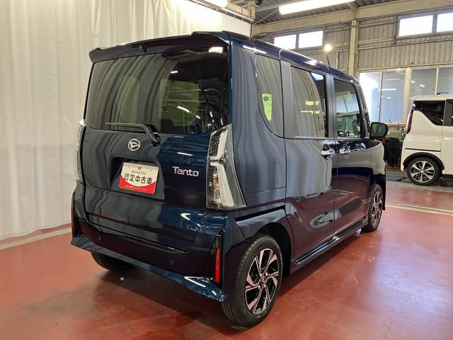 タントカスタムＸ届出済未使用車　元展示車　禁煙　ディスプレイオーディオ　ブルートゥース　バックカメラ　衝突被害軽減システム　車線逸脱防止　シートヒーター　ＨＤＭＩ　スマートキー　プッシュスタート　ＬＥＤヘッドランプ（長崎県）の中古車
