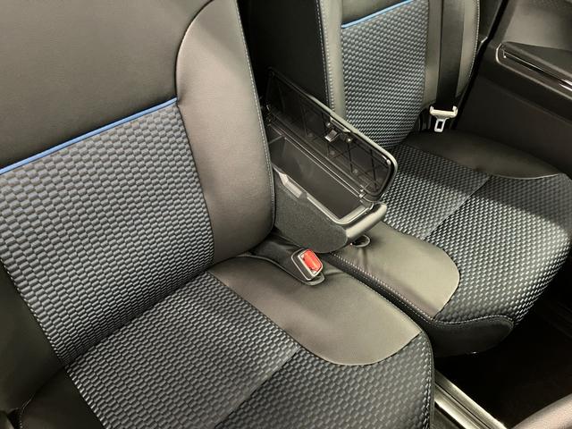 タントカスタムＸ届出済未使用車　元展示車　禁煙　ディスプレイオーディオ　ブルートゥース　バックカメラ　衝突被害軽減システム　車線逸脱防止　シートヒーター　ＨＤＭＩ　スマートキー　プッシュスタート　ＬＥＤヘッドランプ（長崎県）の中古車