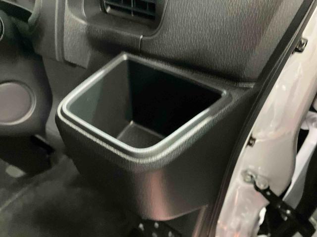 ハイゼットカーゴクルーズターボ元展示車　点検記録簿　衝突被害軽減システム　禁煙　レーンキープ　横滑り防止装置　電動格納ミラー　スマートキー　アイドリングストップ　１オーナー　セキュリティアラーム　オートライト　両側スライドドア（長崎県）の中古車