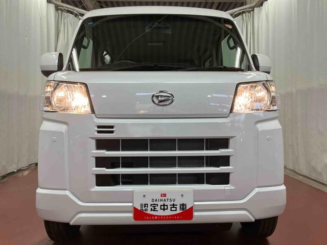 ハイゼットカーゴクルーズターボ元展示車　点検記録簿　衝突被害軽減システム　禁煙　レーンキープ　横滑り防止装置　電動格納ミラー　スマートキー　アイドリングストップ　１オーナー　セキュリティアラーム　オートライト　両側スライドドア（長崎県）の中古車