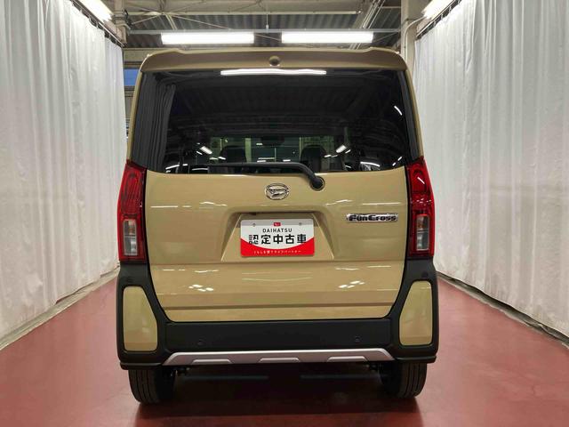 タントファンクロス届出済未使用車　元展示車　１オーナー　前後誤発進抑制　アイドリングストップ　オートライト　オートマチックハイビーム　レーンキープアシスト　ＬＥＤヘッドランプ　電動格納ミラー　禁煙車　シートヒーター（長崎県）の中古車