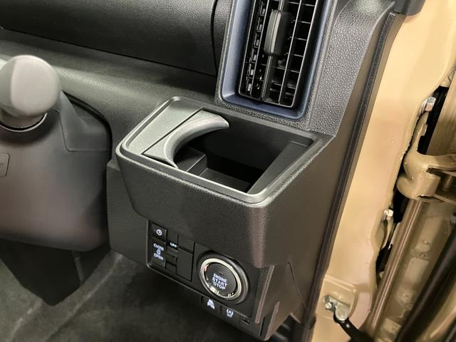 タントＸ届出済未使用車　元展示車　禁煙　ディスプレイオーディオ　バックカメラ　シートヒーター　Ｂｌｕｅｔｏｏｔｈ　フルセグＴＶ　ＵＳＢ入力端子　片側電動スライドドア　衝突被害軽減システム　ＬＥＤヘッドランプ（長崎県）の中古車