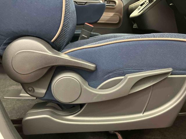 ムーヴキャンバスセオリーＧ届出済未使用車　元展示車　誤発進抑制機能　アイドリングストップ　レーンキープアシスト　電動格納ミラー　禁煙　盗難防止システム　シートヒーター　１オーナー　スマートキー　ＬＥＤヘッドランプ　オートライト（長崎県）の中古車