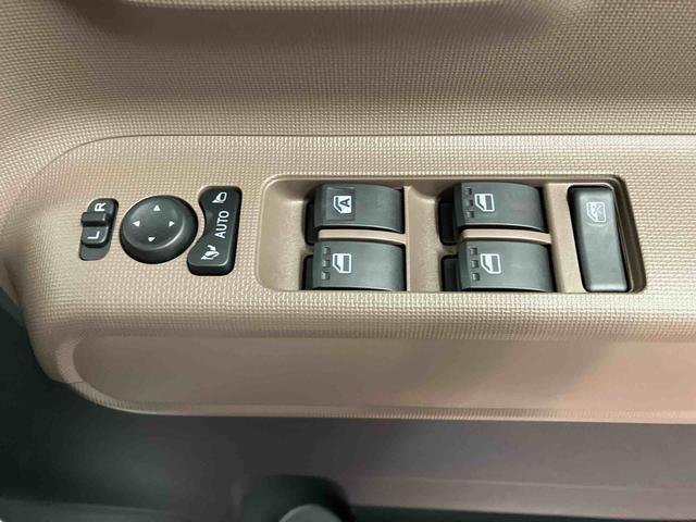 ムーヴキャンバスセオリーＧ届出済未使用車　元展示車　誤発進抑制機能　アイドリングストップ　レーンキープアシスト　電動格納ミラー　禁煙　盗難防止システム　シートヒーター　１オーナー　スマートキー　ＬＥＤヘッドランプ　オートライト（長崎県）の中古車