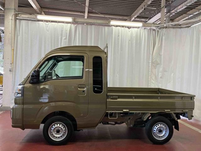 ハイゼットトラックジャンボエクストラ届出済未使用車　元展示車　２ＷＤ　ＣＶＴ車　衝突被害軽減システム　オートマチックハイビーム　オートライト　電動格納ミラー　スマートキー　ＬＥＤヘッドランプ　アイドリングストップ　禁煙　１オーナー（長崎県）の中古車