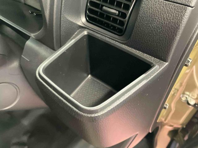 ハイゼットトラックジャンボエクストラ届出済未使用車　元展示車　２ＷＤ　ＣＶＴ車　衝突被害軽減システム　オートマチックハイビーム　オートライト　電動格納ミラー　スマートキー　ＬＥＤヘッドランプ　アイドリングストップ　禁煙　１オーナー（長崎県）の中古車