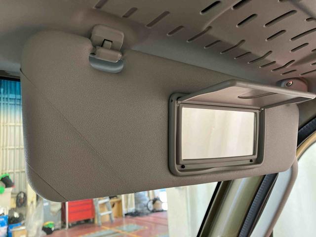 ハイゼットトラックジャンボエクストラ届出済未使用車　元展示車　２ＷＤ　ＣＶＴ車　衝突被害軽減システム　オートマチックハイビーム　オートライト　電動格納ミラー　スマートキー　ＬＥＤヘッドランプ　アイドリングストップ　禁煙　１オーナー（長崎県）の中古車