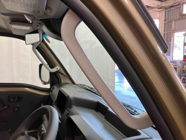 ハイゼットトラックジャンボエクストラ届出済未使用車　元展示車　２ＷＤ　ＣＶＴ車　衝突被害軽減システム　オートマチックハイビーム　オートライト　電動格納ミラー　スマートキー　ＬＥＤヘッドランプ　アイドリングストップ　禁煙　１オーナー（長崎県）の中古車