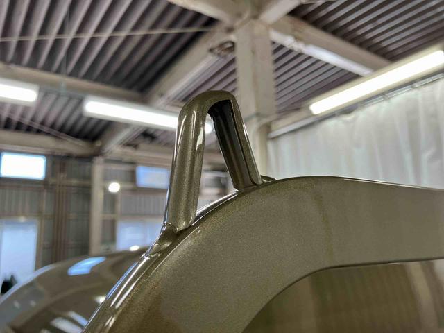 ハイゼットトラックジャンボエクストラ届出済未使用車　元展示車　２ＷＤ　ＣＶＴ車　衝突被害軽減システム　オートマチックハイビーム　オートライト　電動格納ミラー　スマートキー　ＬＥＤヘッドランプ　アイドリングストップ　禁煙　１オーナー（長崎県）の中古車