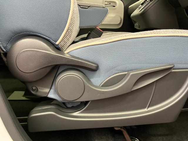 ムーヴキャンバスストライプスG届出済未使用車 元展示車 アイドリングストップ 禁煙 スマートキー プッシュスタート シートヒーター 1オーナー車 LEDヘッドランプ 車線逸脱警報 ベンチシート オートマチックハイビーム(長崎県)の中古車