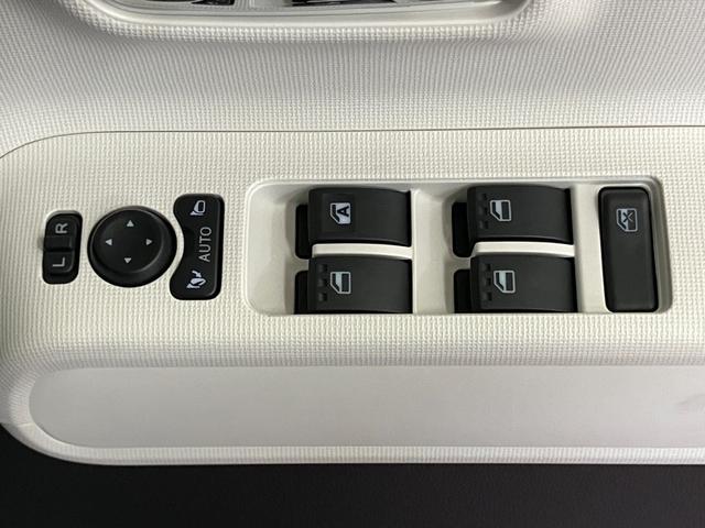 ムーヴキャンバスストライプスG届出済未使用車 元展示車 アイドリングストップ 禁煙 スマートキー プッシュスタート シートヒーター 1オーナー車 LEDヘッドランプ 車線逸脱警報 ベンチシート オートマチックハイビーム(長崎県)の中古車