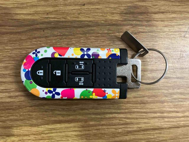ムーヴキャンバスGメイクアップ SAIII下取車 ナビ バックカメラ 電動格納ミラー オートライト 両側電動スライドドア オートマチックハイビーム スマートキー LEDヘッドライト DVD TV 盗難防止システム ベンチシート(長崎県)の中古車
