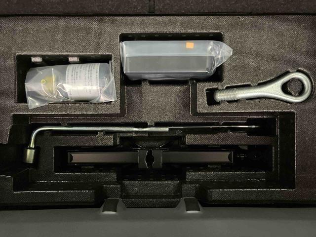 タフトＧ届出済未使用車　元展示車　ディスプレイオーディオ　バックカメラ　衝突被害軽減システム　禁煙　ＬＥＤヘッドランプ　ＴＶ　ＵＳＢ　シートヒーター　１オーナー　サンルーフ　電動格納ミラー　スマートキー（長崎県）の中古車