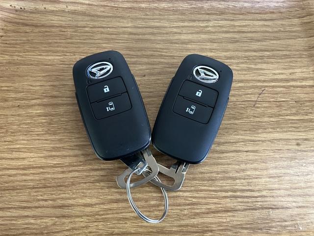 ムーヴＧ届出済未使用車　元展示車　禁煙車　１オーナー　９インチディスプレイオーディオ　ＬＥＤヘッドランプ　ベンチシート　オートマチックハイビーム　片側電動両側スライドドア　バックカメラ　ＴＶ　電動格納ミラー（長崎県）の中古車