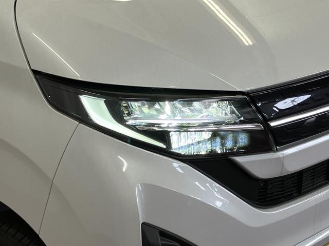 ムーヴＧ届出済未使用車　元展示車　禁煙車　１オーナー　９インチディスプレイオーディオ　ＬＥＤヘッドランプ　ベンチシート　オートマチックハイビーム　片側電動両側スライドドア　バックカメラ　ＴＶ　電動格納ミラー（長崎県）の中古車