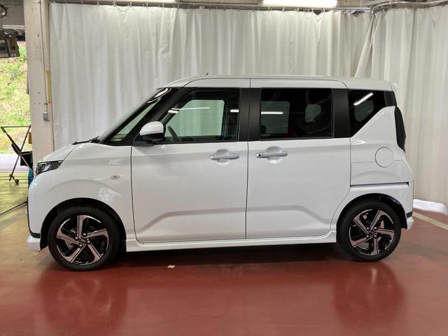 ムーヴＲＳ届出済未使用車　元展示車　ターボ　スマートキー　ＬＥＤヘッドランプ　車線逸脱警報　禁煙車　オートマチックハイビーム　アイドリングストップ　両側電動スライドドア　アダプティブクルーズコントロール（長崎県）の中古車