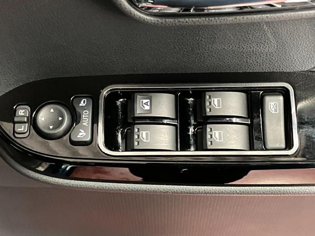 タントカスタムＸスタイルセレクション下取車　衝突被害軽減システム　ナビ　前後ドラレコ　パノラマモニター　ブルートゥース　ＬＥＤヘッドランプ　シートヒーター　スマートキー　ＤＶＤ　アイドリングストップ　オートマチックハイビーム（長崎県）の中古車