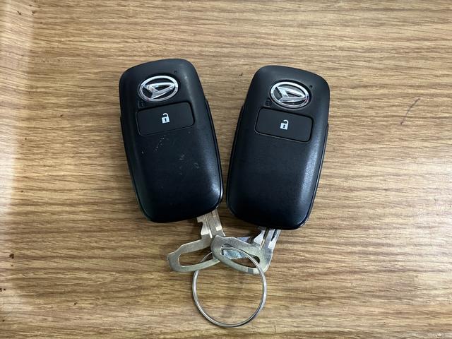 タフトＧ下取車　バックカメラ　ＤＶＤオーディオ　ブルートゥース　電動格納ミラー　ＬＥＤヘッドランプ　シートヒーター　ＵＳＢ　ＥＴＣ　車線逸脱防止　スマートキー　衝突被害軽減システム　アイドリングストップ（長崎県）の中古車