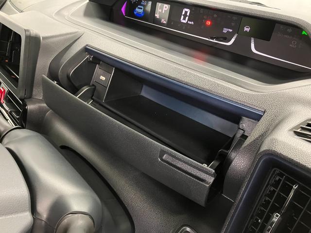 タントカスタムＸ届出済未使用車　元展示車　衝突被害軽減システム　禁煙　両側電動スライドドア　シートヒーター　スマートキー　ＬＥＤヘッドランプ　オートライト　オートマチックハイビーム　運転席エアバッグ　助手席エアバッグ（長崎県）の中古車