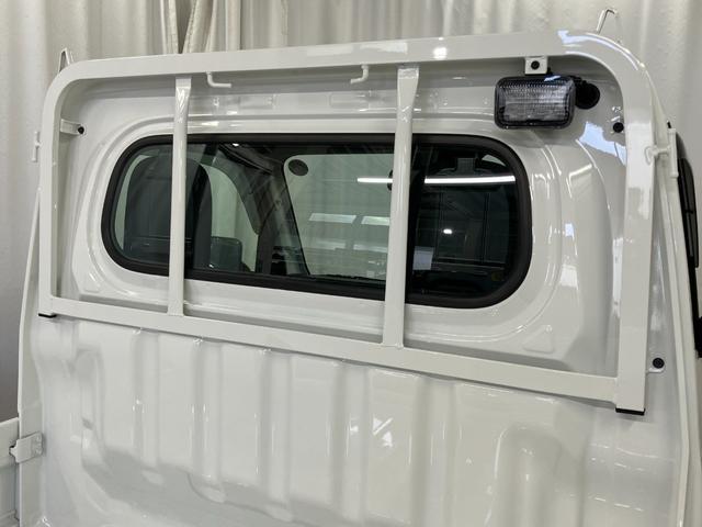 ハイゼットトラックスタンダード　農用スペシャル１オーナー　４ＷＤ　マニュアル車　衝突被害軽減システム　レーンキープアシスト　運転席エアバッグ　助手席エアバッグ　アイドリングストップ　ＡＢＳ　オートライト　オートマチックハイビーム（長崎県）の中古車