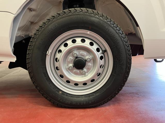 ハイゼットトラックスタンダード　農用スペシャル１オーナー　４ＷＤ　マニュアル車　衝突被害軽減システム　レーンキープアシスト　運転席エアバッグ　助手席エアバッグ　アイドリングストップ　ＡＢＳ　オートライト　オートマチックハイビーム（長崎県）の中古車