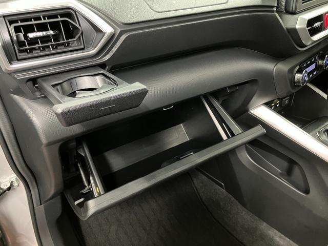ロッキープレミアムＧ　ＨＥＶ元代車　衝突被害軽減システム　アダプティブクルーズコントロール　シートヒーター　車線逸脱警告　誤発進抑制機能　電動パーキングブレーキ　スマートキー　プッシュスタート　ＵＳＢ　ＬＥＤヘッドランプ（長崎県）の中古車