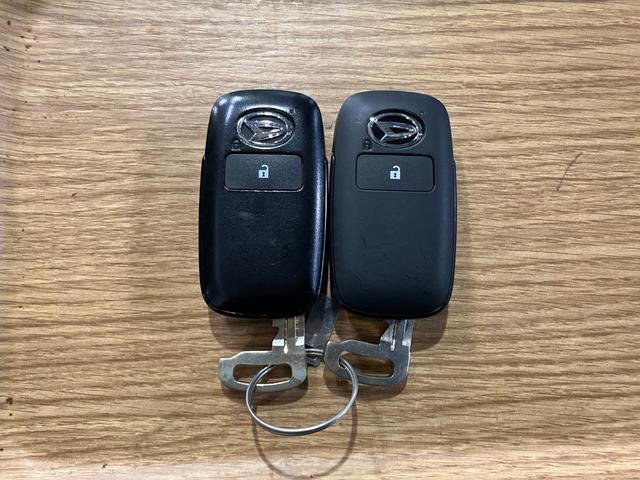 ロッキープレミアムG下取車 4WD ターボ バックカメラ ナビ アダプティブクルーズコントロール 車線逸脱警告 電動格納ミラー ブルートゥース ETC オートライト 誤発進抑制機能 オートマチックハイビーム 前後ドラレコ(長崎県)の中古車