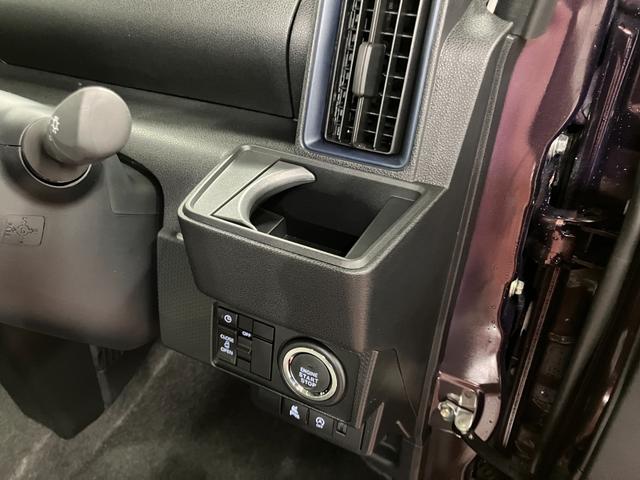 タントＸ届出済未使用車　元展示車　禁煙　９インチディスプレイオーディオ　バックカメラ　Ｂｌｕｅｔｏｏｔｈ　フルセグＴＶ　ＵＳＢ入力端子　ＨＤＭＩ　衝突被害軽減システム　レーンアシスト　ＬＥＤヘッドランプ（長崎県）の中古車