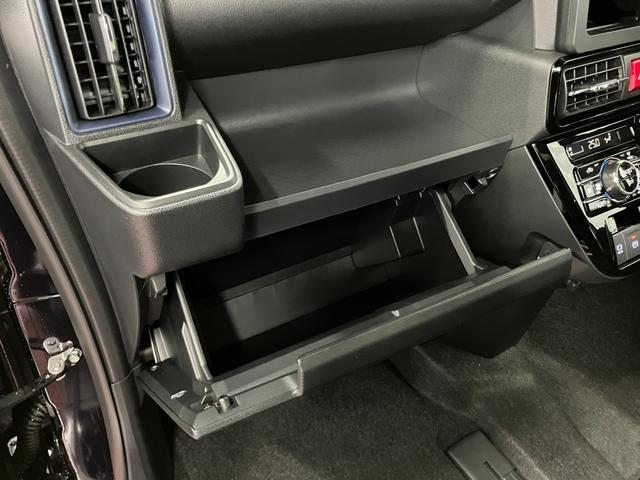 タントカスタムＲＳ届出済未使用車　元展示車　衝突被害軽減システム　禁煙　両側電動スライドドア　シートヒーター　スマートキー　ＬＥＤヘッドランプ　オートライト　オートマチックハイビーム　運転席エアバッグ　助手席エアバッグ（長崎県）の中古車