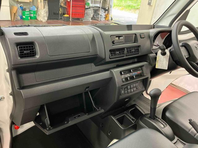 ハイゼットトラックスタンダード　農用スペシャル４ＷＤ　ＣＶＴ車　１オーナー　メンテナンスノート　エアコン　エアバッグ　パワーステアリング　レーンキープアシスト　オートマチックハイビーム　オートライト　衝突被害軽減システム　アイドリングストップ（長崎県）の中古車