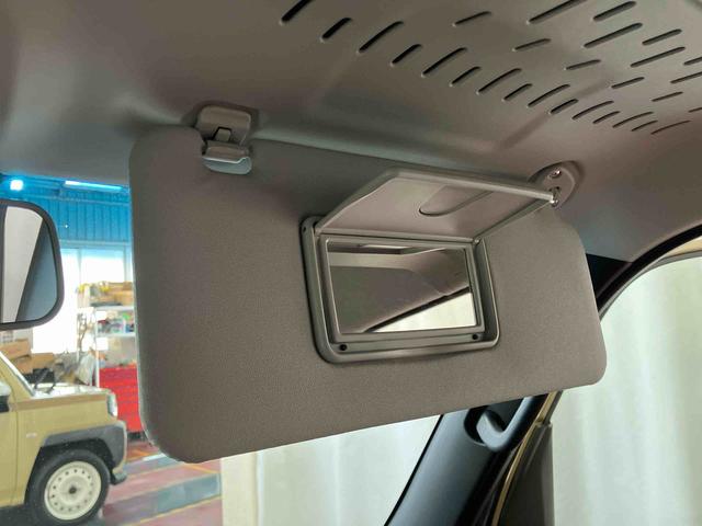 ハイゼットカーゴデッキバンＧ届出済未使用車　元展示車　両側電動スライドドア　スマートキー　プッシュスタート　衝突回避支援システム　ＬＥＤヘッドライト　レーンキープアシスト　電動格納ドアミラー　エアバッグ　オートマチックハイビーム（長崎県）の中古車