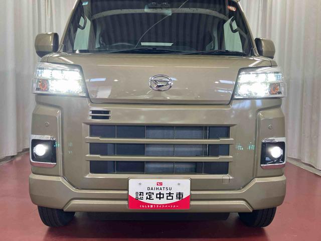 ハイゼットカーゴデッキバンＧ届出済未使用車　元展示車　両側電動スライドドア　スマートキー　プッシュスタート　衝突回避支援システム　ＬＥＤヘッドライト　レーンキープアシスト　電動格納ドアミラー　エアバッグ　オートマチックハイビーム（長崎県）の中古車